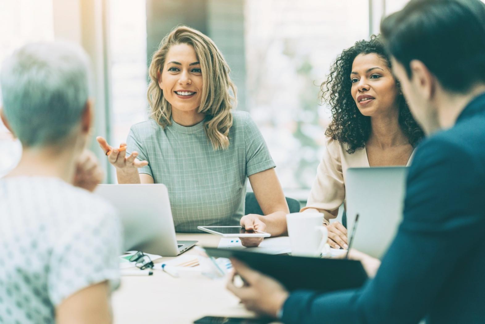 Professional learning environment at Caryneloqista education center